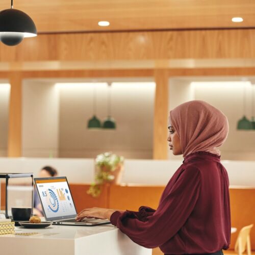 [5P6E7EA#ABU] HP EliteBook 840 G8 i5-1135G7 Notebook 35.6 cm (14") Full HD Intel® Core™ i5 8 GB DDR4-SDRAM 256 GB SSD Wi-Fi 6 (802.11ax) Windows 10 Pro Silver